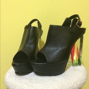 Privileged “Prose” black chunky prism heel size 10
